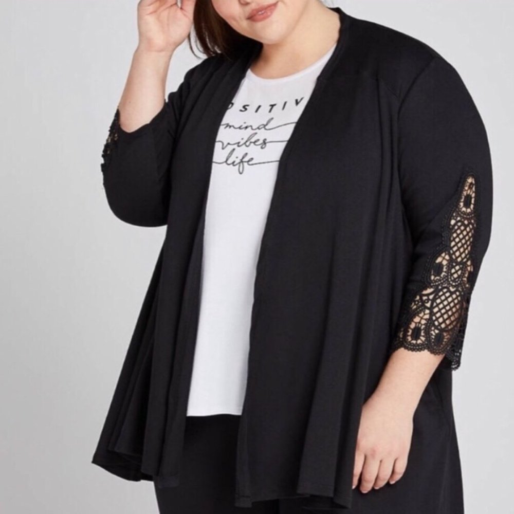 NWT LIVI Lane Bryant plus cardigan with lace sleeves - Picture 2 of 6